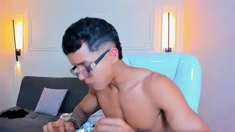 Paradise_boy_s webcam stripchat model stream image