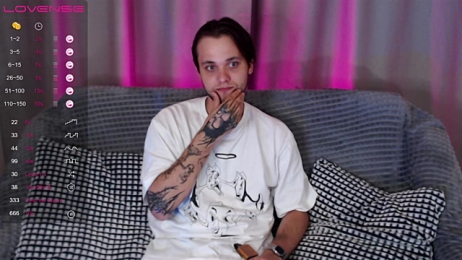 ChillyXO webcam model stream image