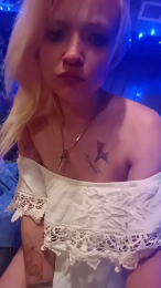 LuciiLuv webcam model stream image