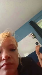 LuciiLuv webcam model stream image