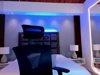 violet-anders webcam camsoda model stream image