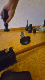 Grqvekeeper webcam model stream image