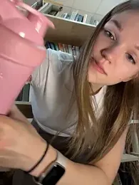 StreetSquirt webcam model stream image