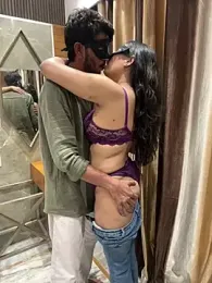 Akshay_Arpita webcam model stream image