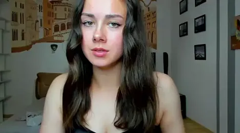 AnettaMilder webcam model stream image