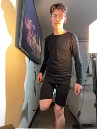 MiloThacth webcam model stream image