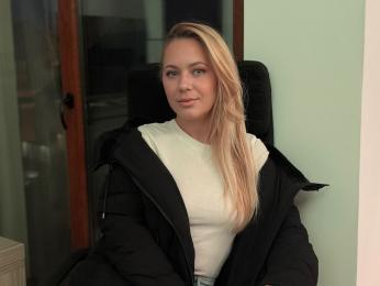 AnyaLior webcam model stream image