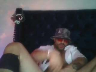 chrisitian-troy webcam model stream image