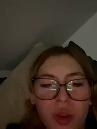 Milly-Kiss webcam model stream image