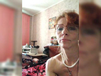 Yuliya77 webcam model stream image