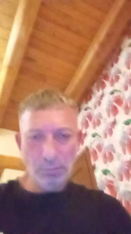 Maxxxleg webcam model stream image