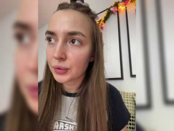 ChloeMeow webcam model stream image