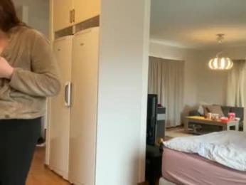 cumforus2 webcam model stream image