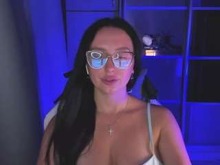 christymia webcam model stream image