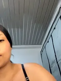 RsellAmb webcam model stream image