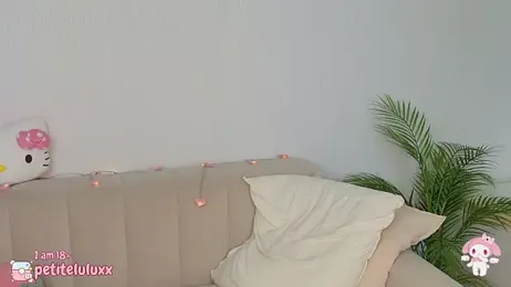 petiteluluxx webcam model stream image