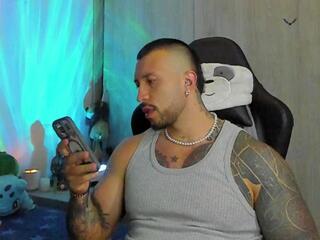 Dave Max webcam model stream image