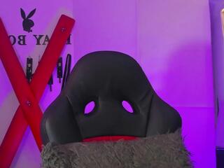 Yoggi Aron webcam model stream image