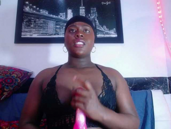 bigass-ebony webcam bongacams model stream image