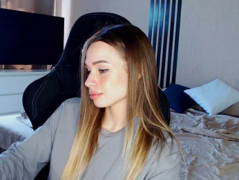 MindLure webcam model stream image