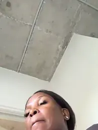 slimcateee webcam model stream image