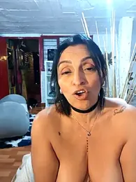 zullyxhot webcam model stream image