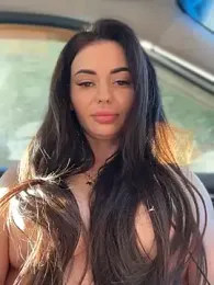PrincessaHill_ webcam model stream image