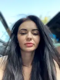 PrincessaHill_ webcam model stream image