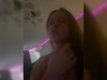 Alina2000kex webcam bongacams model stream image