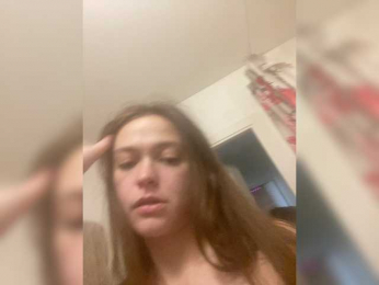 Alina2000kex webcam bongacams model stream image