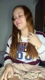 Ruivinhaxx18 webcam model stream image