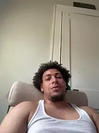 papichulo9in webcam stripchat model stream image