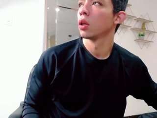leo-andmilly webcam model stream image