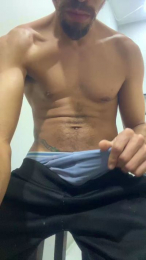 Alffredg_xxx webcam model stream image