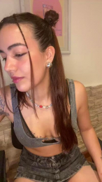 littlethy webcam model stream image