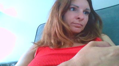 sarawild webcam model stream image