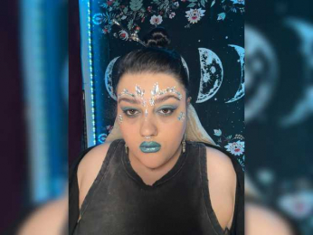 MarinaWOWremya webcam bongacams model stream image