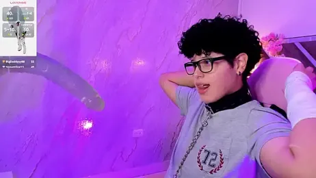 LukeBear webcam model stream image