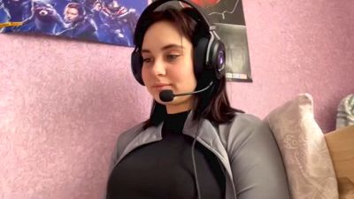 ZENDAYAS_EYES webcam model stream image