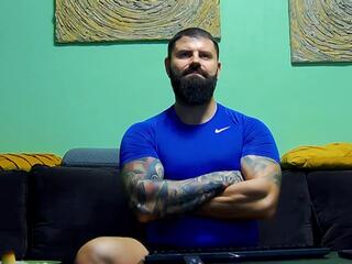 Xtream Leonard webcam model stream image