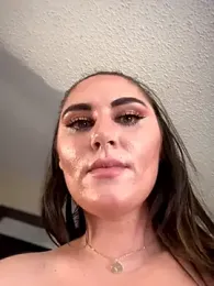 lovely_beast webcam model stream image