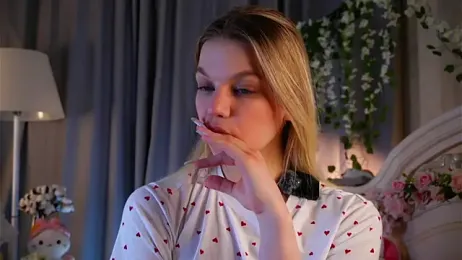 EdlinAlliston webcam model stream image