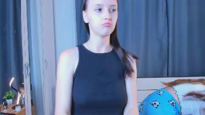 KinaIsler webcam model stream image