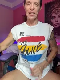 mommyselenafit_ webcam stripchat model stream image