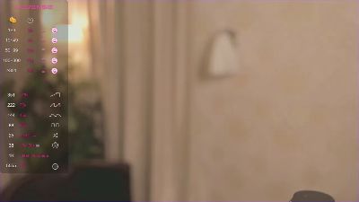 LilllyWhite webcam model stream image