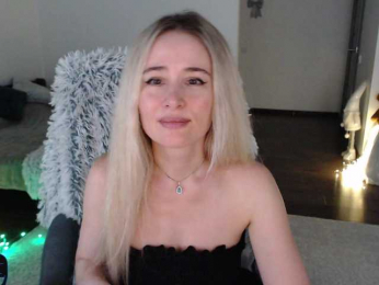 _Xyliganka777_ webcam bongacams model stream image