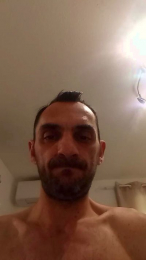 Hothothotdick83 webcam cam4 model stream image
