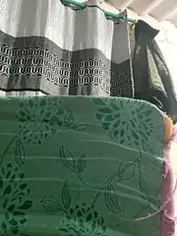 Larry-n-clouds webcam model stream image