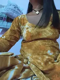 Love-pari77 webcam model stream image