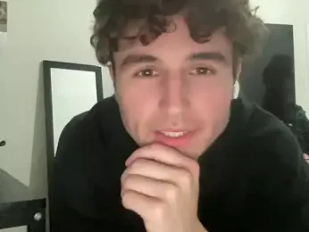 ryan_28747 webcam stripchat model stream image